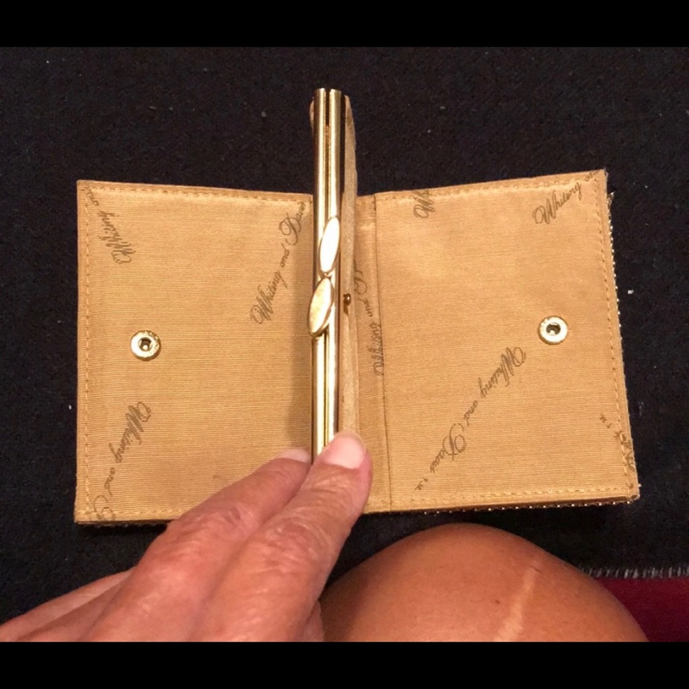 Whiting & Davis Gold Mesh Wallet - Picture 5 of 5